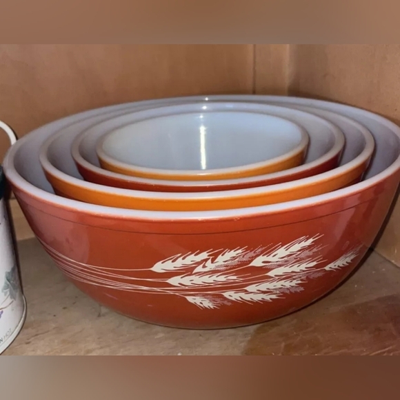 Vintage Pyrex Autumn Harvest Wheat Mixing Bowl Nesting Set of 4- 401 402 403 404 - Picture 3 of 12
